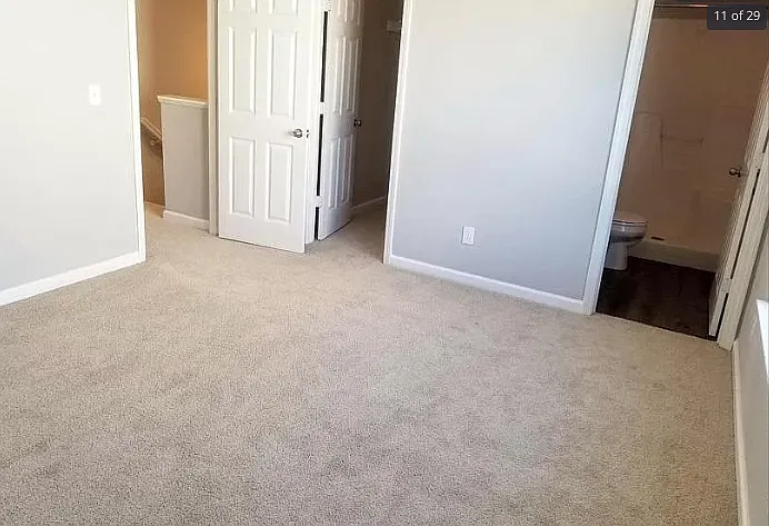 4233 Carson Ln — Photo 13