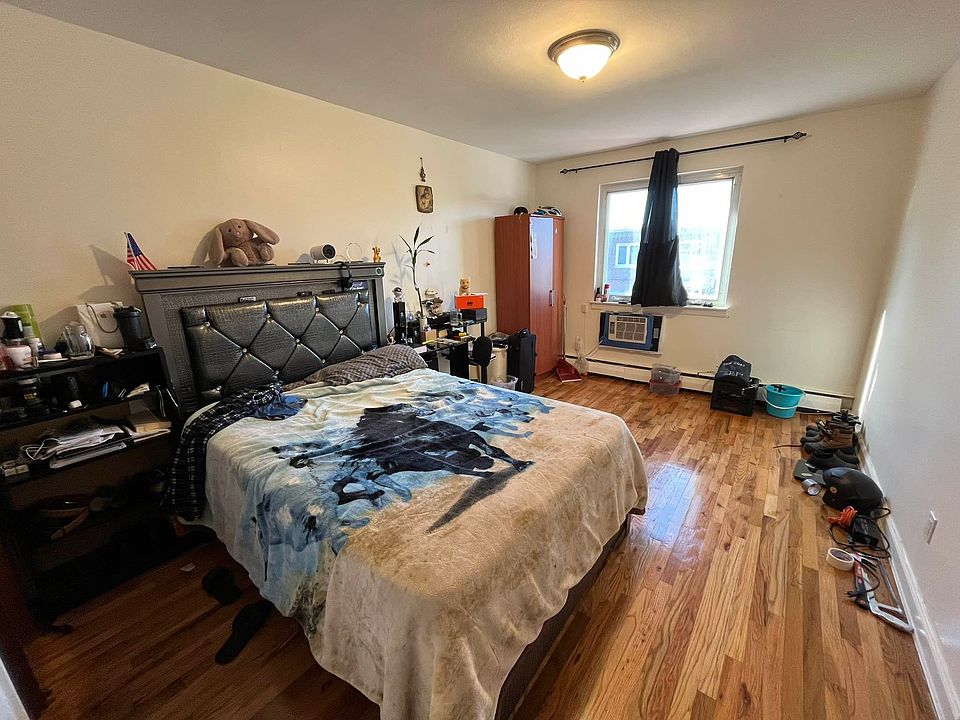 2nd image of 14-22 30th Dr #2R