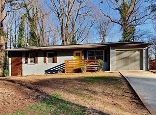 2952 W Peek Rd NW, Atlanta, GA 30318