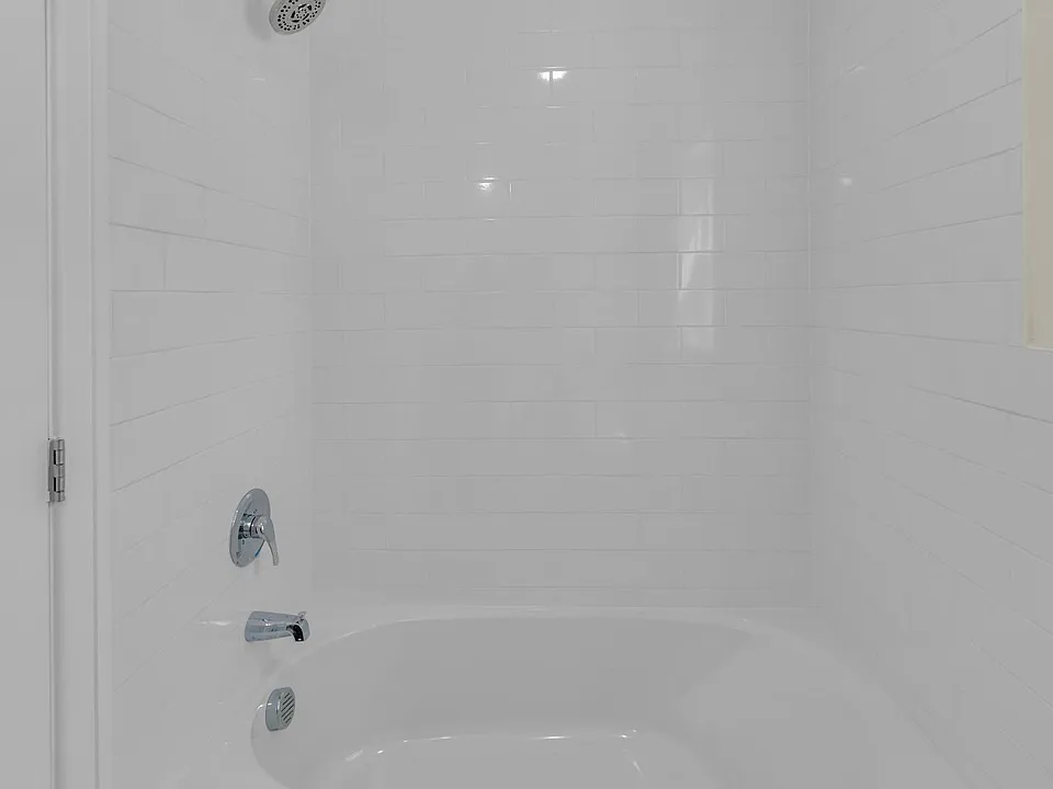 86 Belmont Ave #2A