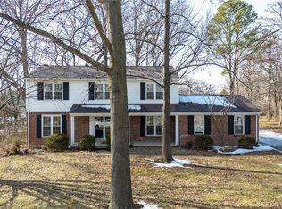 417 Caprice Gardens Ct, Ballwin, MO