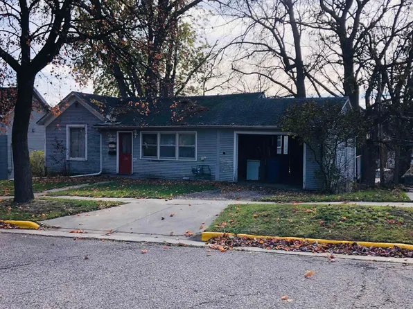 226 1st Ave, Baraboo, WI 53913
