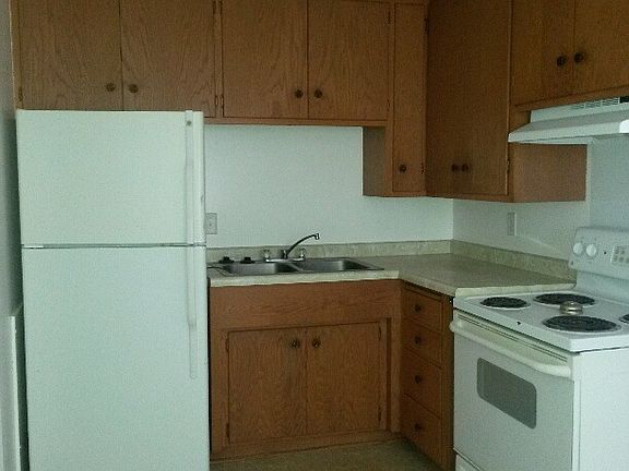 5th image of 4150 Thomas Ave N