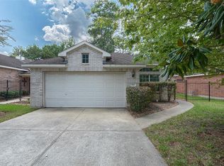 111 E Foxbriar Forest Cir, Spring, TX 77382