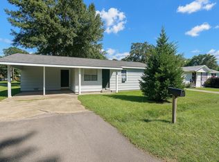 110 Woodside Dr, Petal, MS 39465