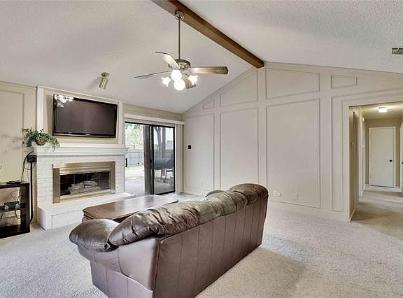 5th image of 1101 Woodland Park Dr