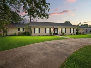 709 S Texas St, Deridder, LA 70634