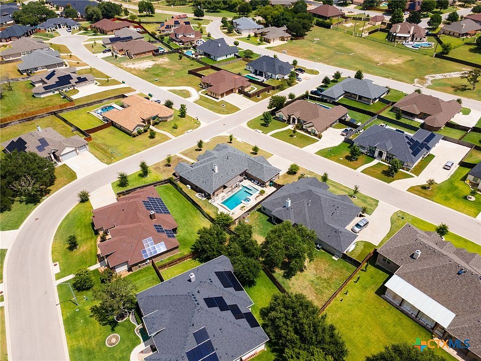 1st image of 4003 Fossil Ridge Dr