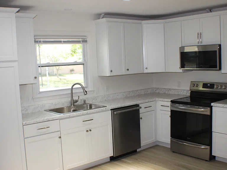 3193 Carriage Ln — Photo 4