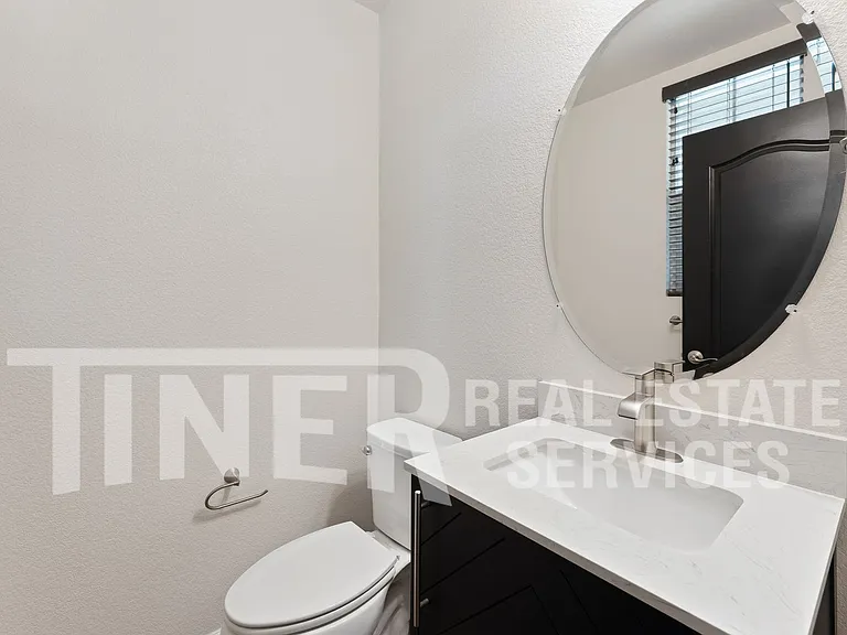 3027 Club Center Dr — Photo 19