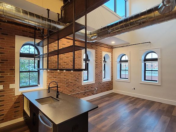 1 Bedroom Loft Kitchen