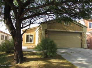 207 E Calle Puente Azul, Sahuarita, AZ 85629