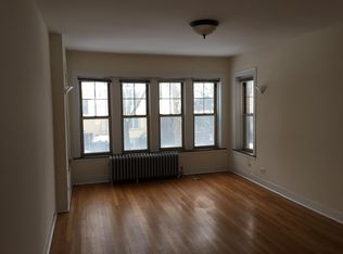 7301 N Bell Ave, Chicago, IL 60645