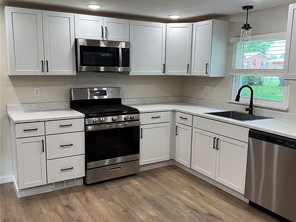 5th image of 308 Crestview Dr
