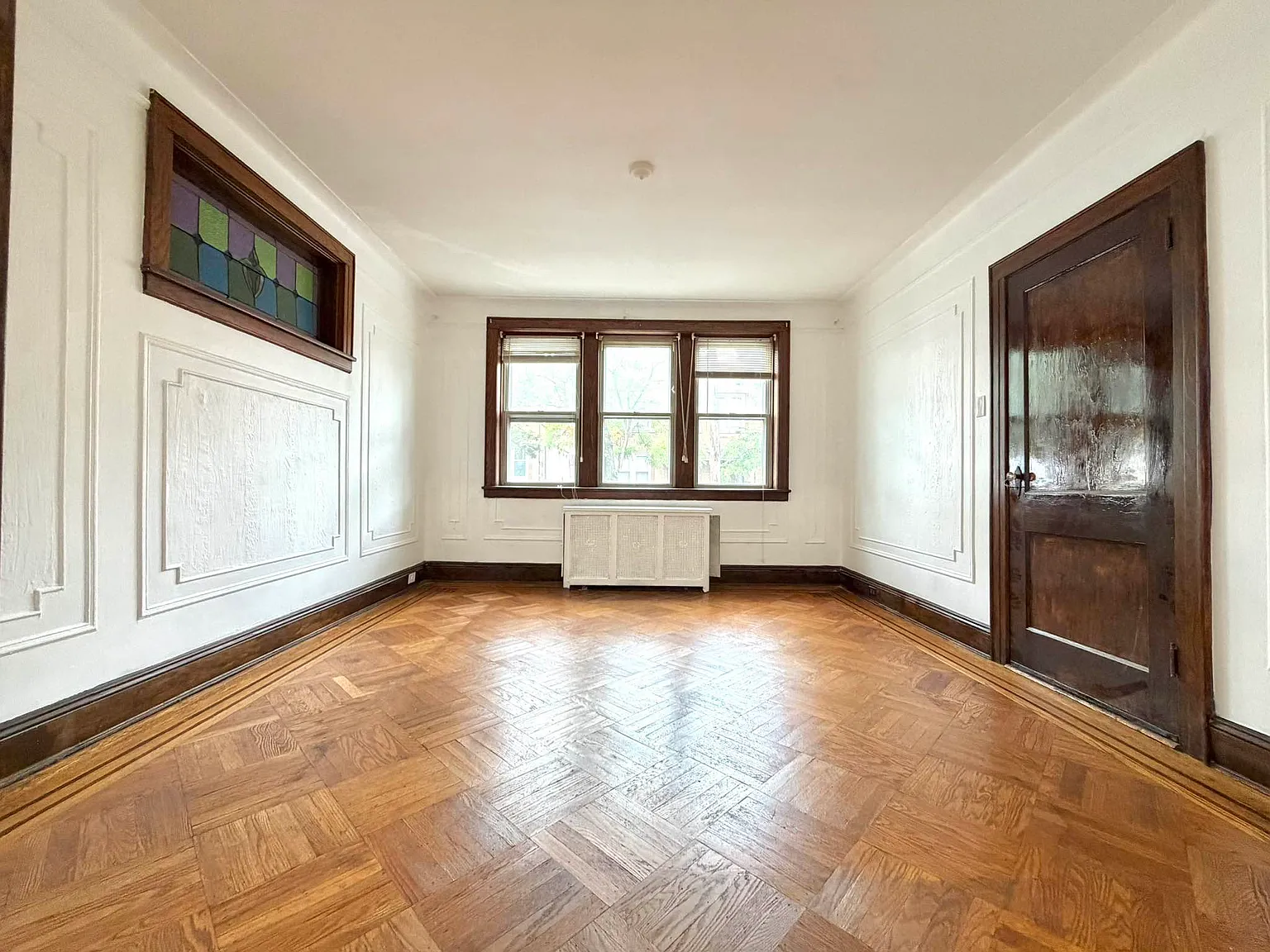 2206 Himrod Street — Photo 2