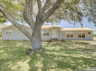 14691 Fm 1346, Saint Hedwig, TX 78152