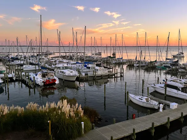 516 S Water Street #C-24, Oriental, NC 28571