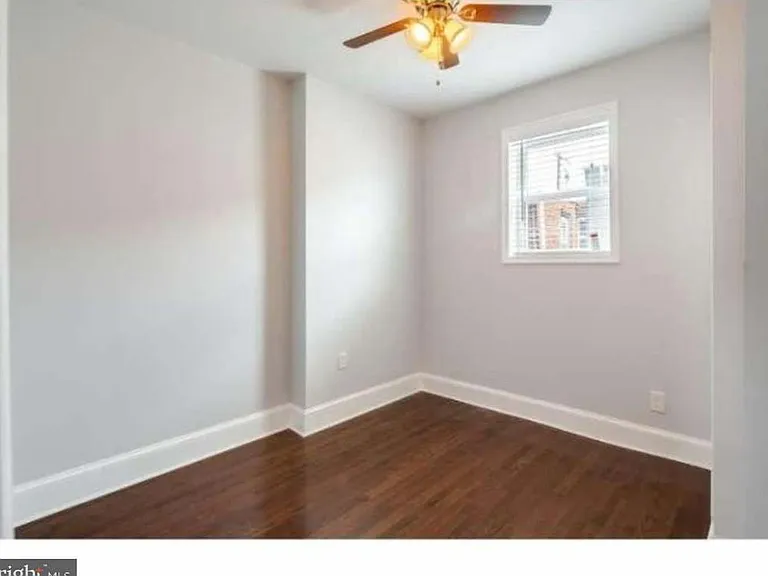 2441 S Philip St — Photo 12