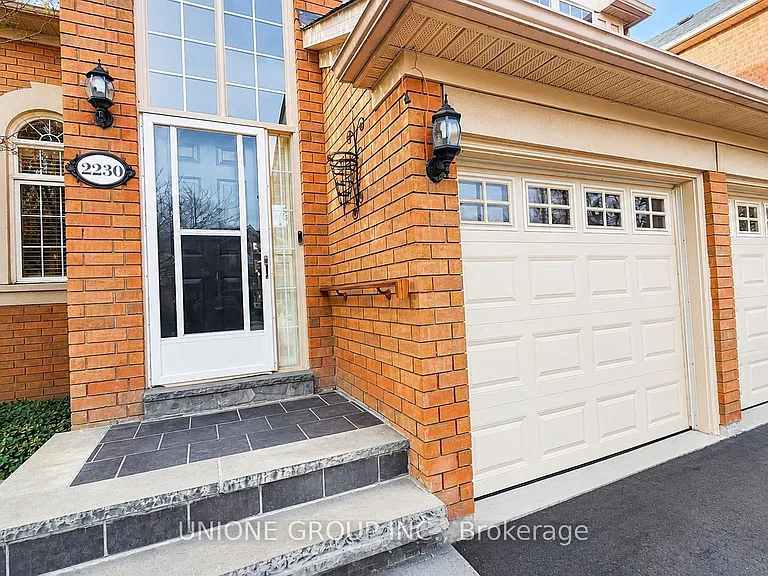 2230 Nightingale Way — Photo 2