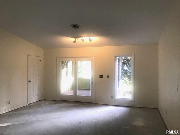 4th image of 503A N Beadle Dr #503A