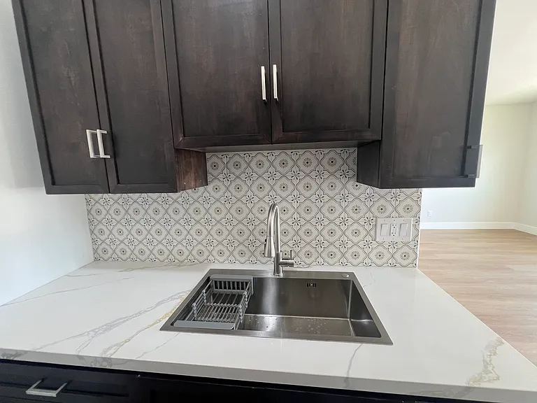 2869-71 Ridgeway Dr #C — Photo 7