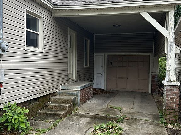 4th image of 603 W Thomas Ave
