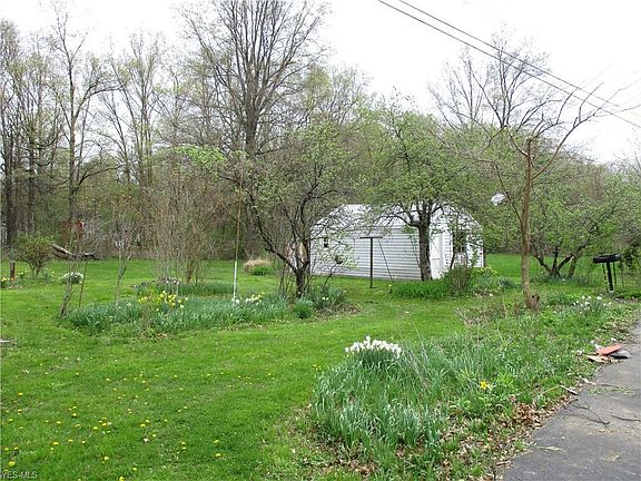 5th image of 5141 Clinton Ave