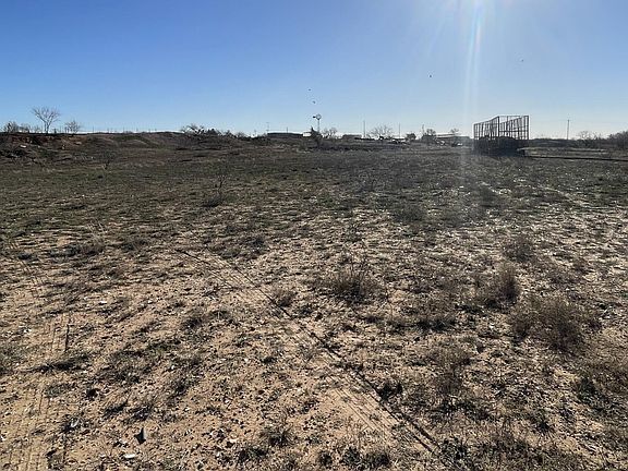 3rd image of 2110 County Road M