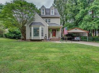 822 Raleigh Ct, Gastonia, NC 28054