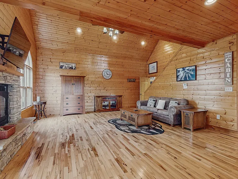 3490 Caywood Rd — Photo 4
