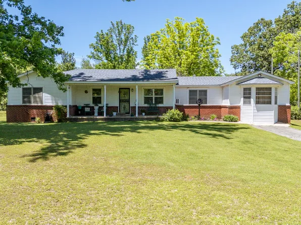 2884 Sandy Flat Rd, Bethel Springs, TN 38315