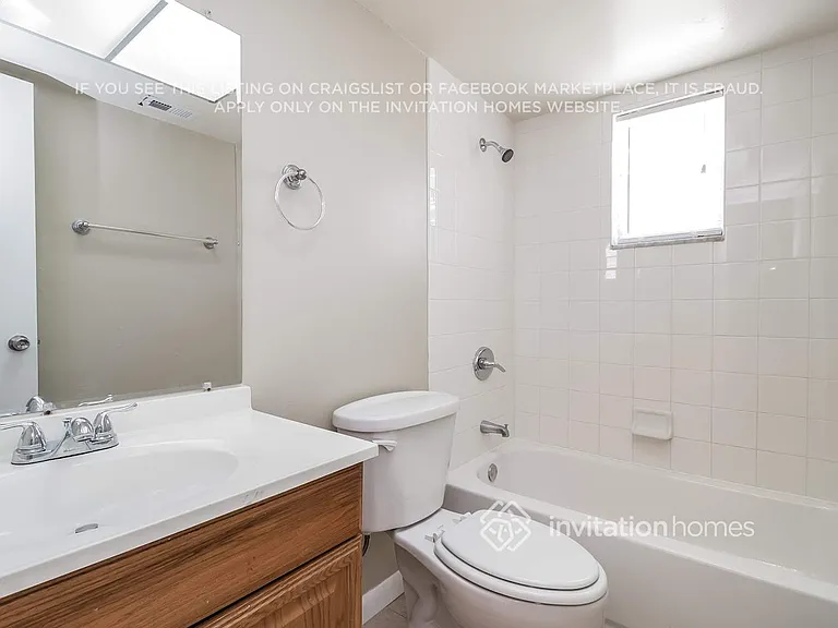 409 S Hawthorn Cir — Photo 16
