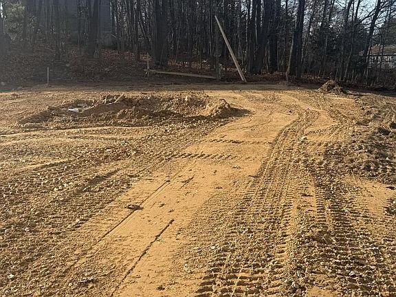 3rd image of 2237 Ridge Rd