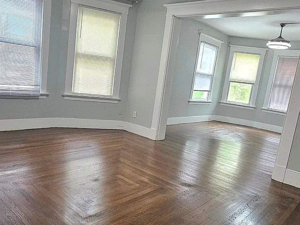 1st image of 381 Norton St Floor 2