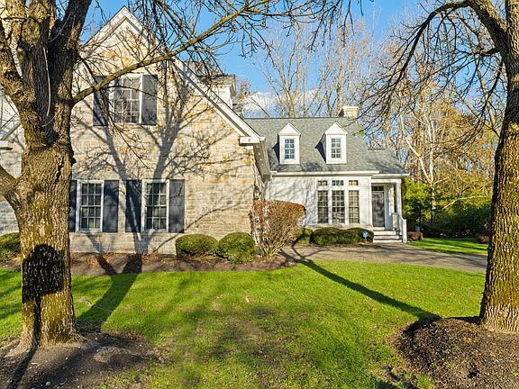 2nd image of 2170 Lane Woods Dr