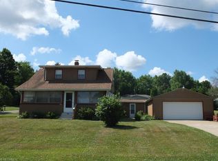 2900 Raymond St NW, Uniontown, OH 44685