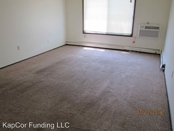 4th image of 2600 W Highland Ave APT 105