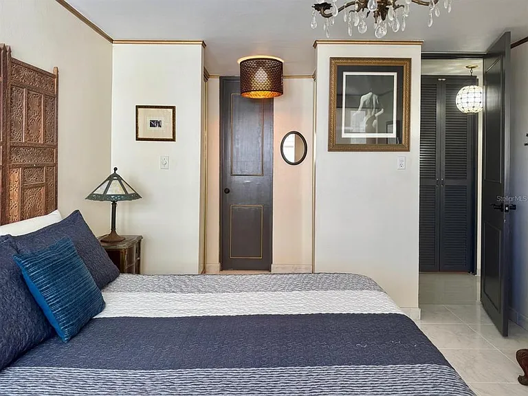76 Kings Court St #902 — Photo 19