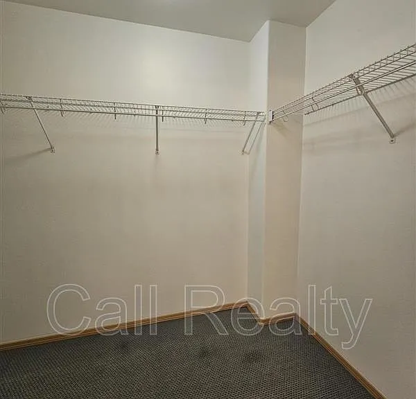 1021 N Malvern Rd — Photo 10
