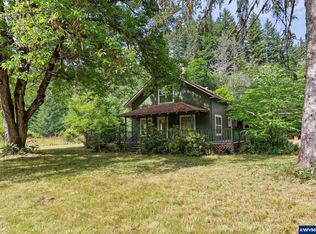 83015 Peninsula Rd, Fall Creek, OR 97438