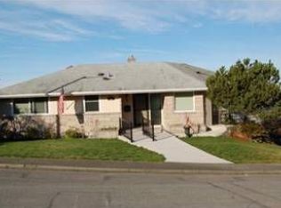 121 Monterey Pl NE, Renton, WA 98056