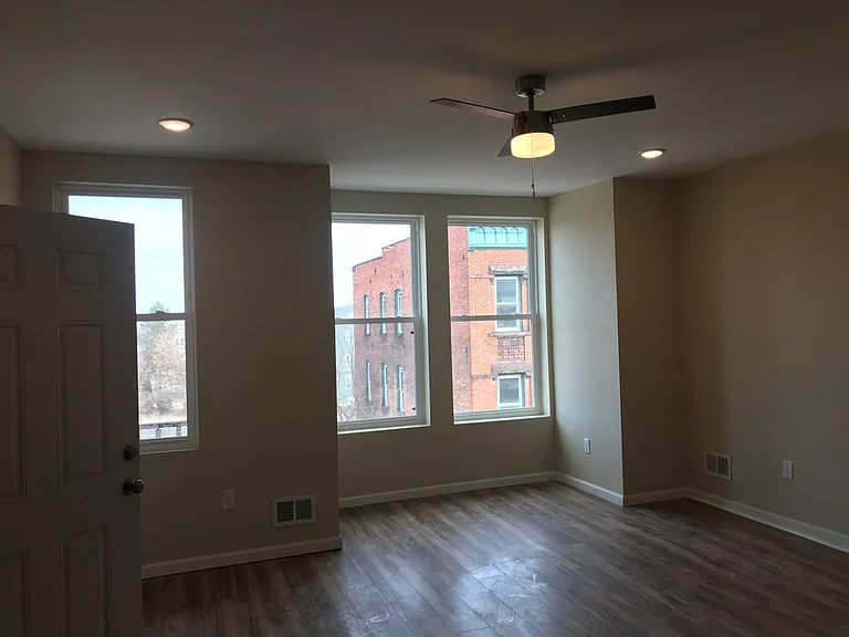 73 Jay St #3 — Photo 4