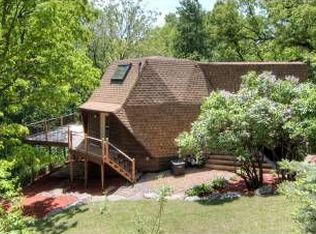 2925 Hazel Ln, Minnetonka, MN 55305