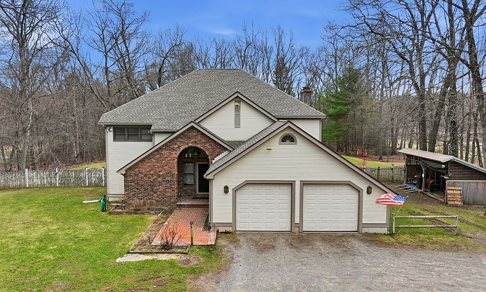 1st image of 458 Montgomery Rd