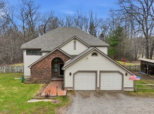 458 Montgomery Rd, Westfield, MA 01085