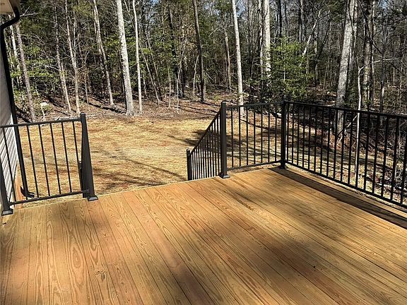 5th image of 4581 Riverside Rd