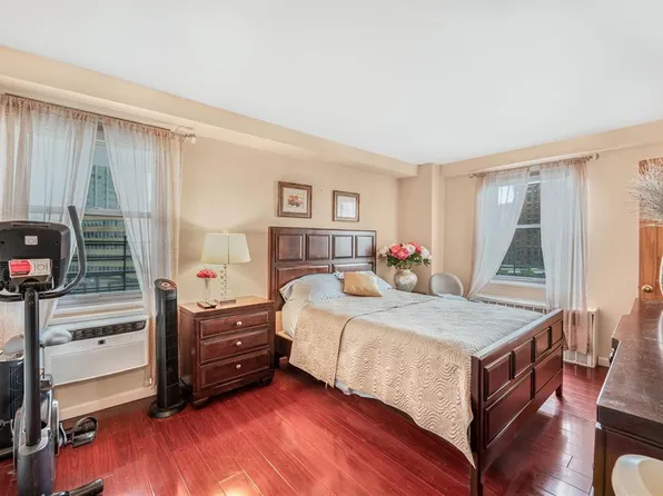 61-15 97th Street image 5 of 10