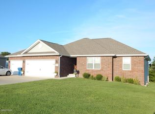2301 S Jackson Ave, Joplin, MO 64804