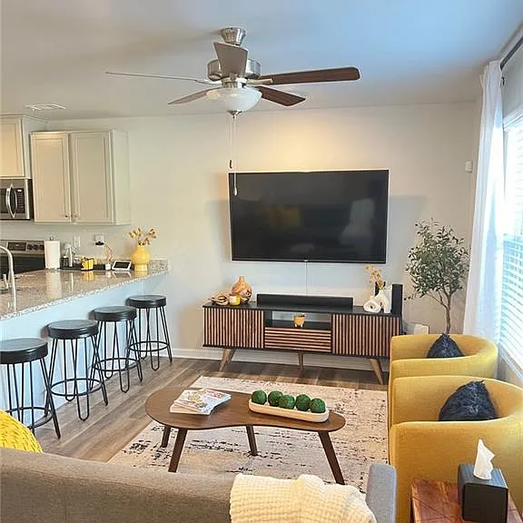 4680 Parkway Cir — Photo 3