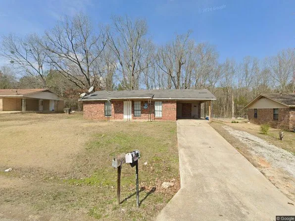 842 Fernwood Dr, Baldwyn, MS 38824